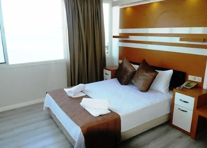 Hotel Heaven *